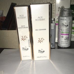 Age Reversist  Rich Moisturizer and Gel Cleanser